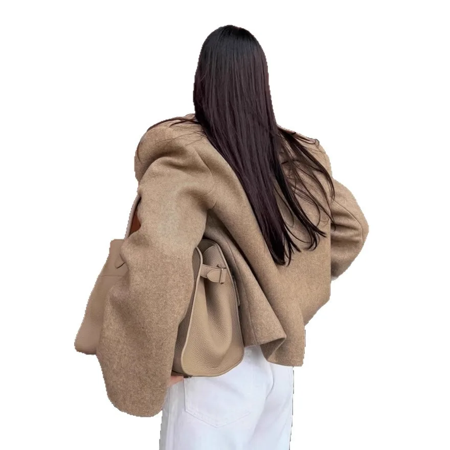 Women Formal Wear Stitching - Giacca da donna con spalline in
