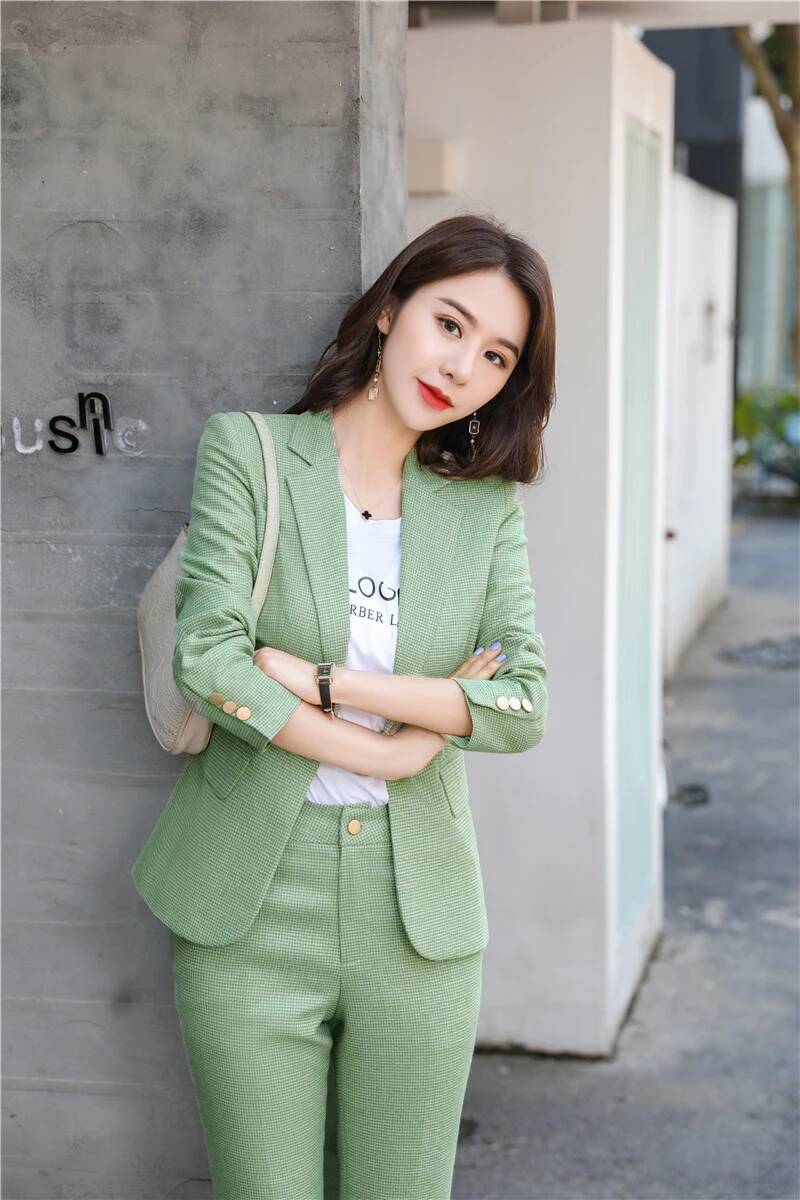 Novelty Green Uniform Designs  - Women Formal Wear Interview recensione e prezzo